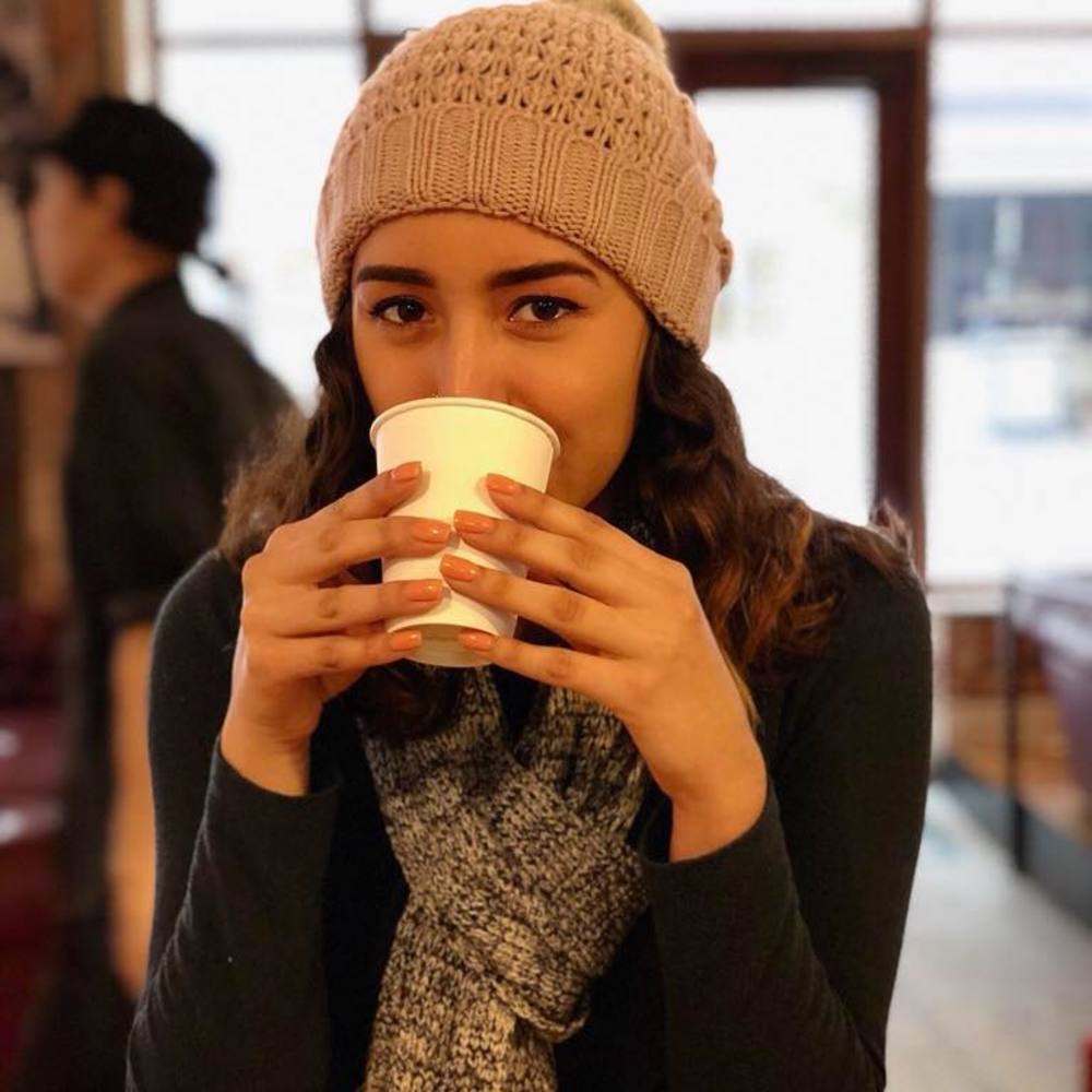 Meet your Posher, Estefania